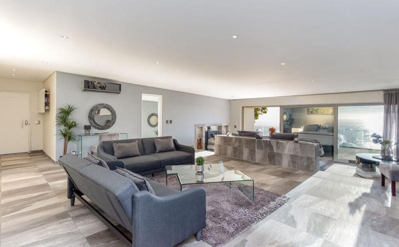 8 Bedroom Property for Sale in Llandudno Western Cape